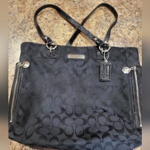 Coach shoulder tote purse
